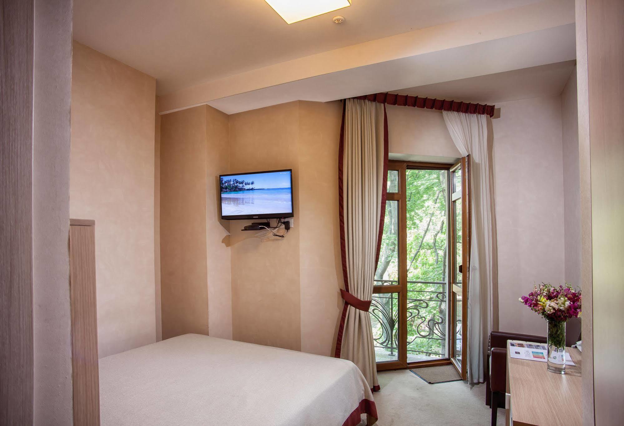 Boutique Hotel Palais Royal Odessa Zimmer foto